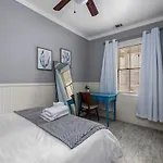 Hot Tubs - Dt Duplex - Two Blocks Off Forsyth Park
