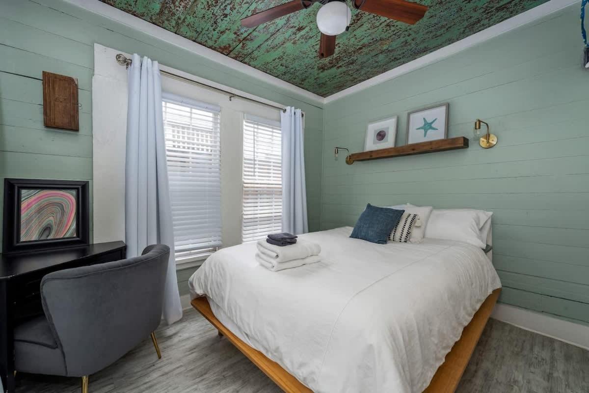 Hot Tubs - Dt Duplex - Two Blocks Off Forsyth Park